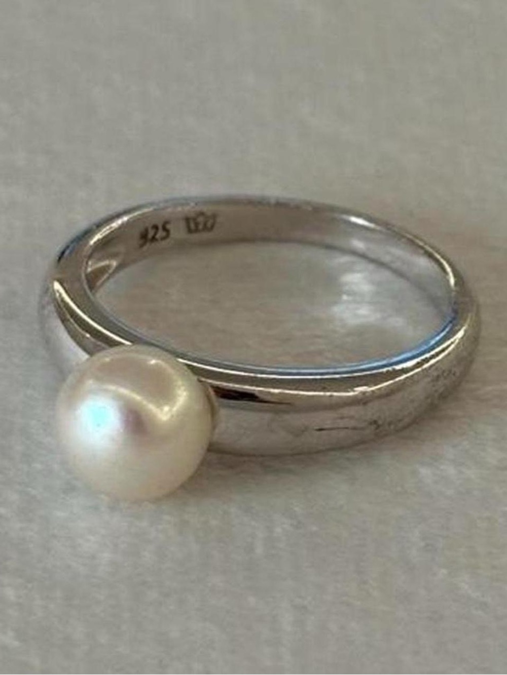 Vintage 925 Sterling Silver White Pearl Solitaire Ring Size 6.75